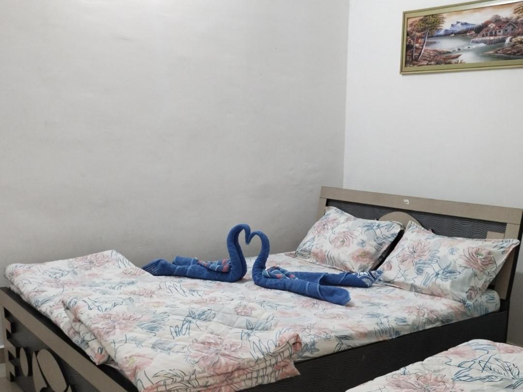 Jai Swaminarayan Delux Homestay Garudeshwar Exteriör bild